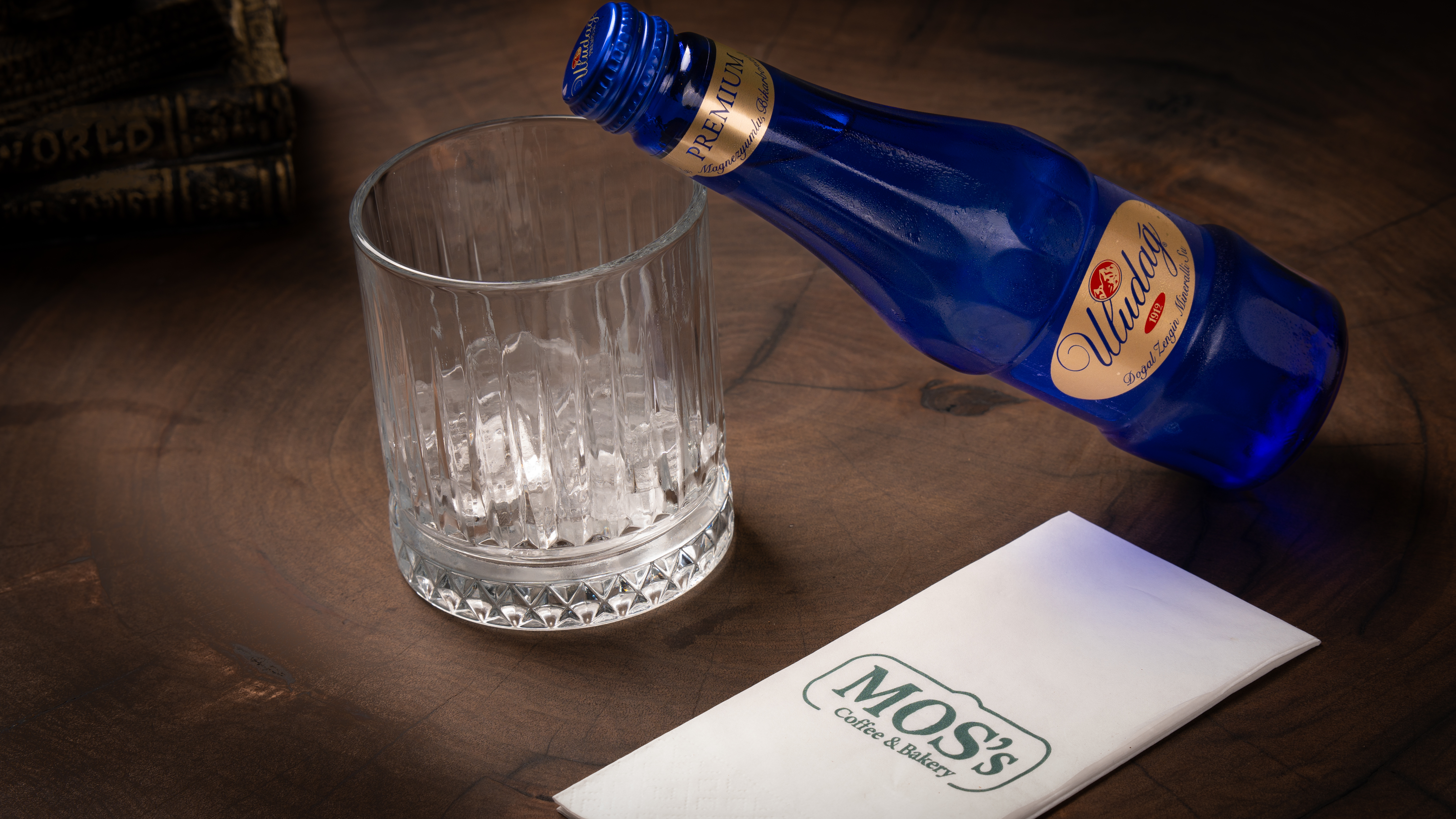 MOS's Coffee & Bakery: Ürün Çekimi ve Görsel Sunum Yönetimi